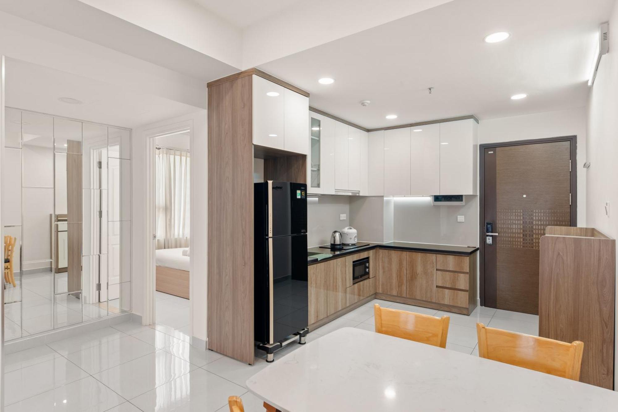 Khách sạn hẻo lánh Smile - Soho Balcony - Morden Comfortable